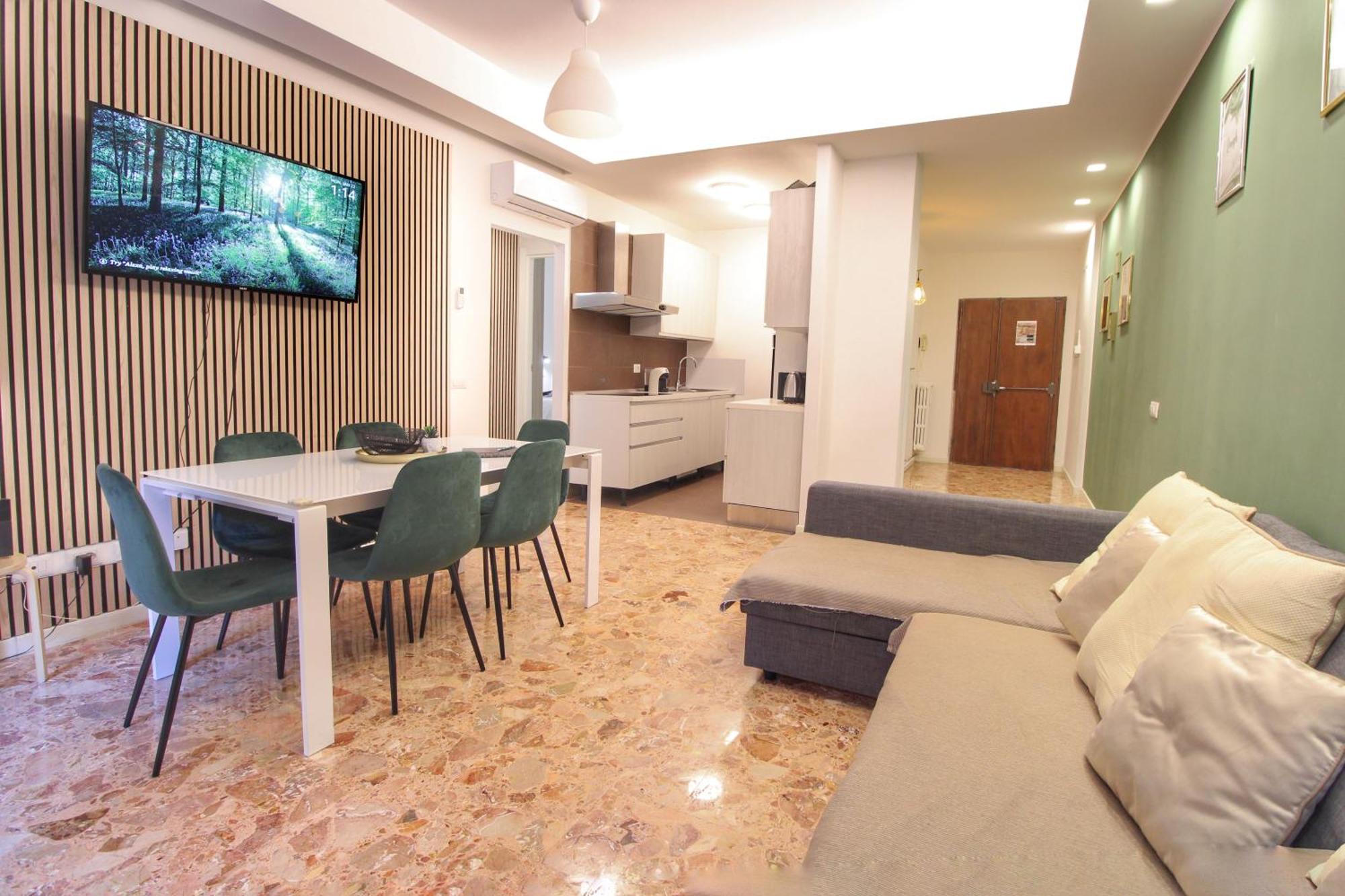Delicious 2 Bed Room Apartment And Garden By Yh Rome Extérieur photo